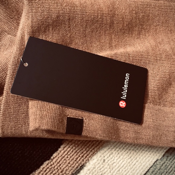 Lululemon Alpine Air Sweater NWT!! - Picture 8 of 8